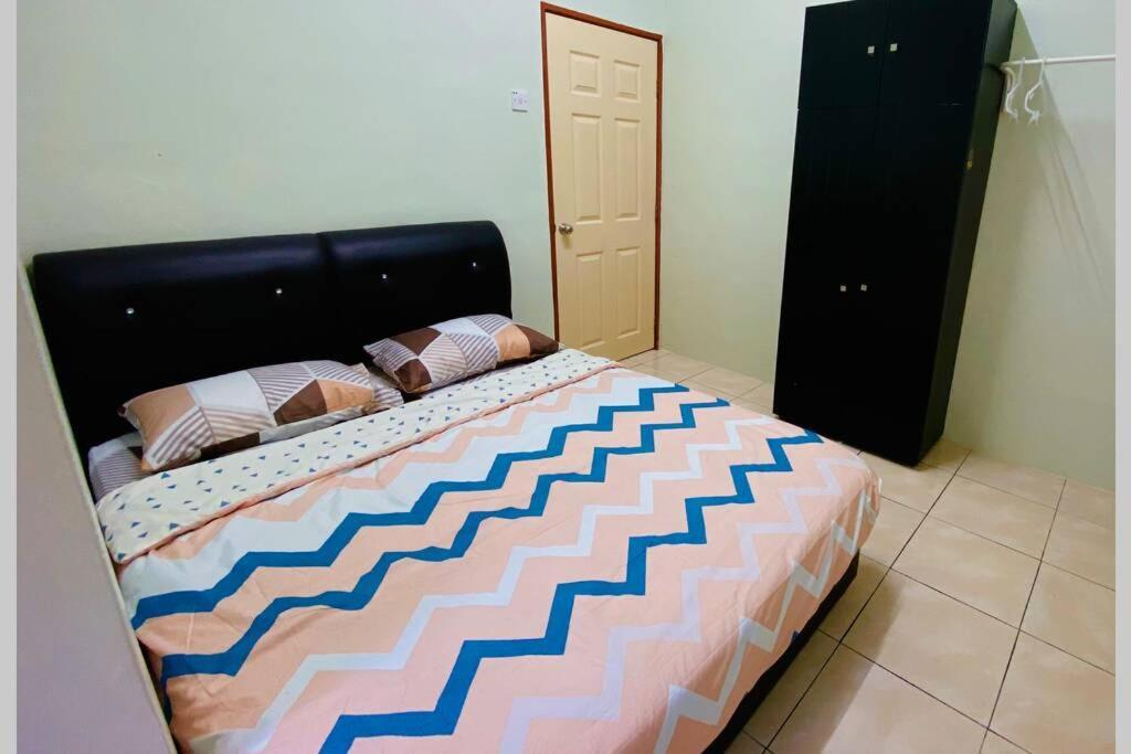 Lily Vacation Home At Cameron Highlands - 12 Pax,Free Wifi W Carporch Танах-Рата Экстерьер фото